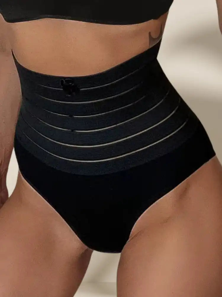 String Gainant Ventre Plat